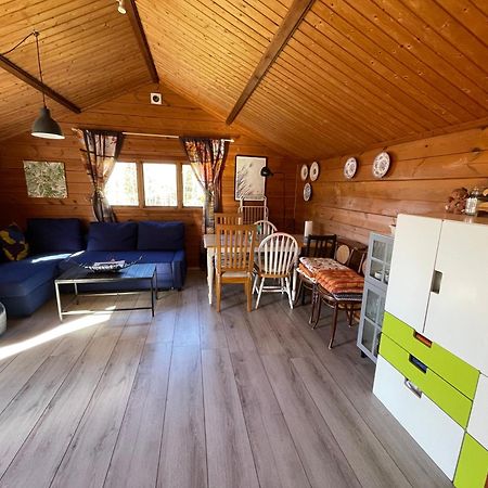 Three Rooms Stuga I Stugby Near National Park Undenäs Εξωτερικό φωτογραφία