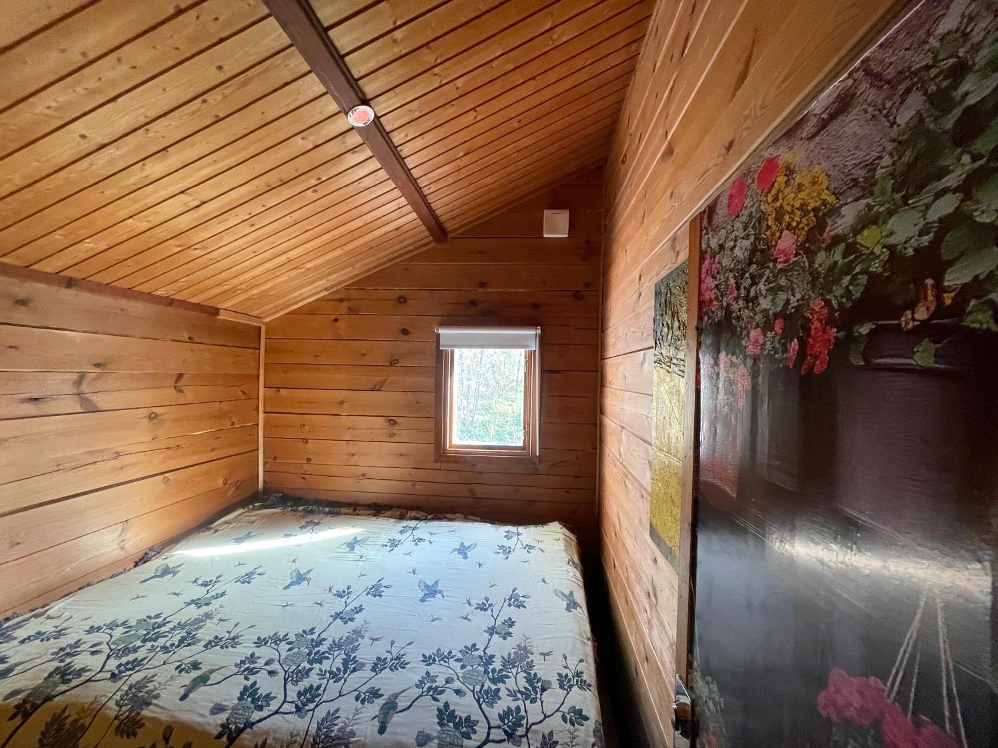 Three Rooms Stuga I Stugby Near National Park Undenäs Εξωτερικό φωτογραφία